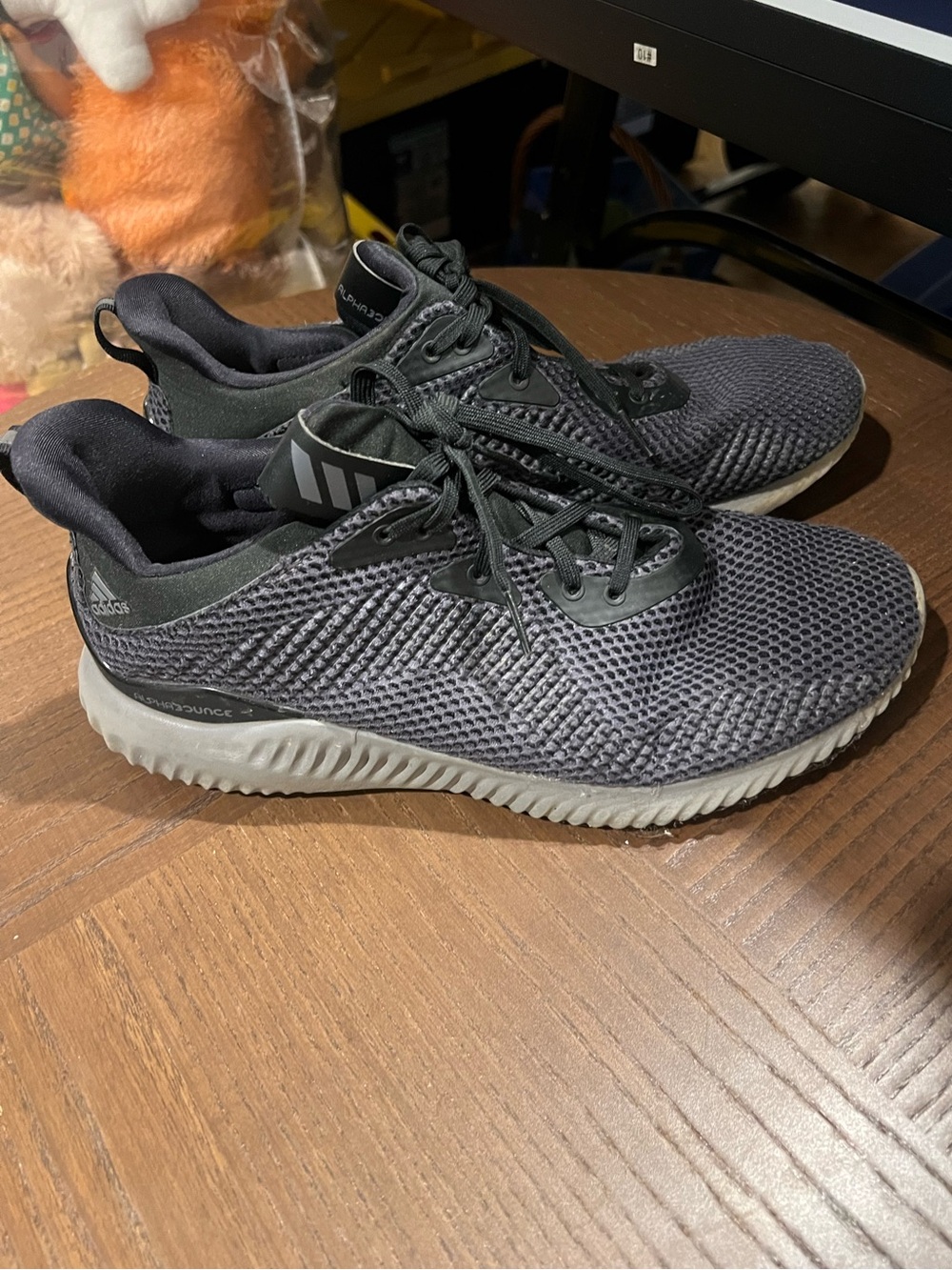 Adidas Alphabounce Black Gray Running Shoes Women’s Size 9 - Picture 2 of 4